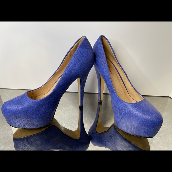 JustFab Blue High Heels Size 9 - Picture 10 of 13